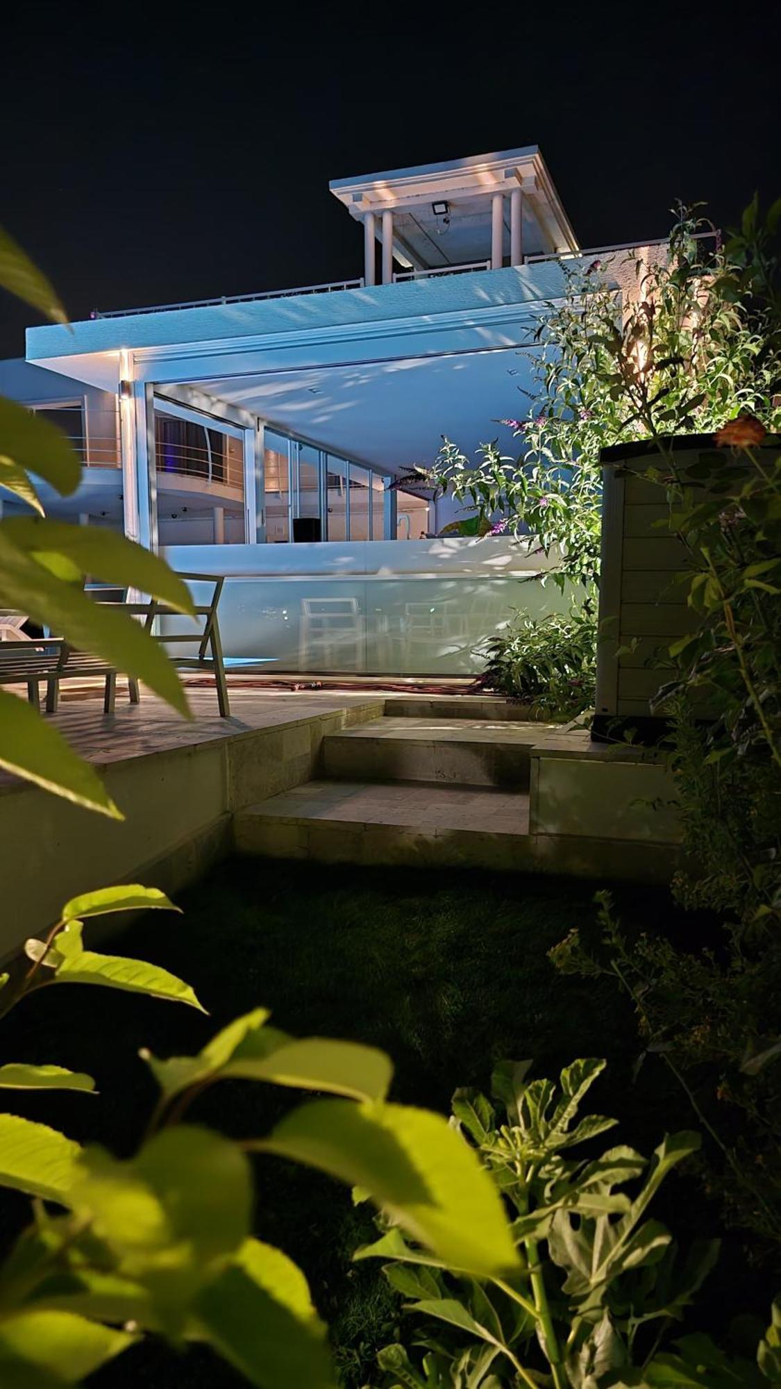 Casa De La Lac バロテシュティ エクステリア 写真